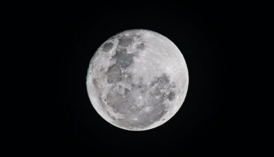 اجمل ما قيل عن جمال القمر la lune